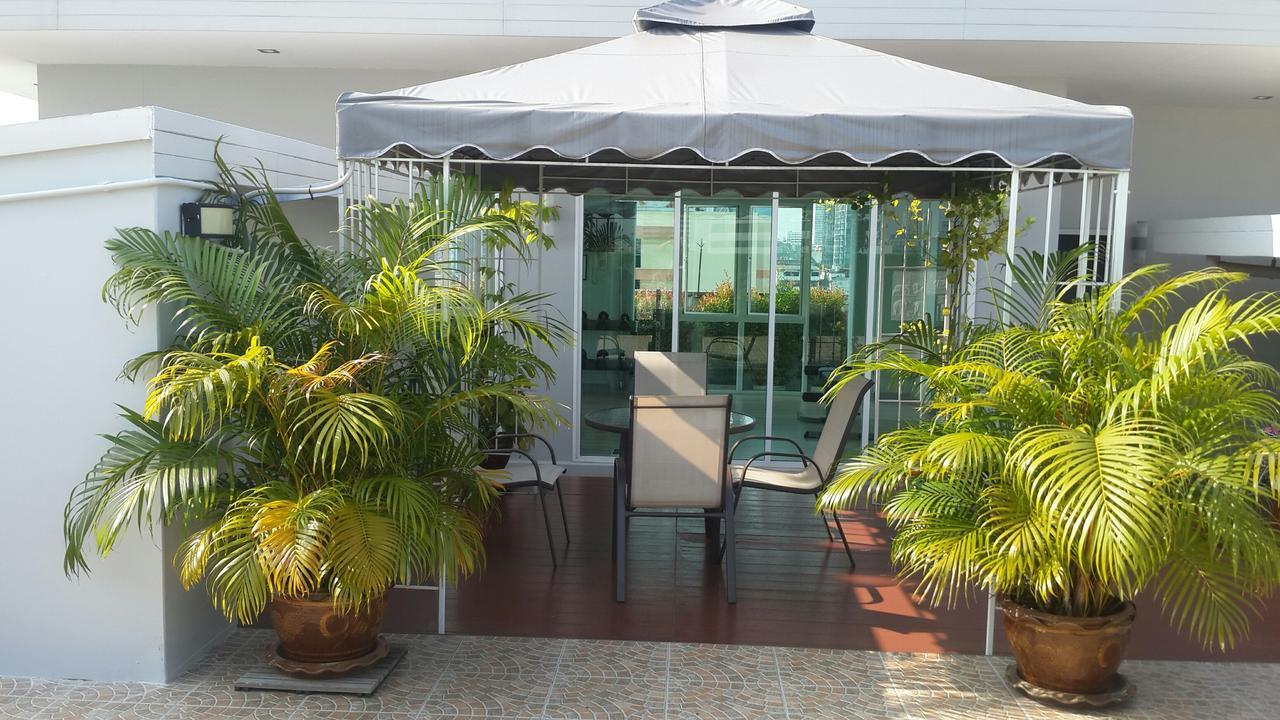 United Residence Ekamai Bangkok Eksteriør bilde